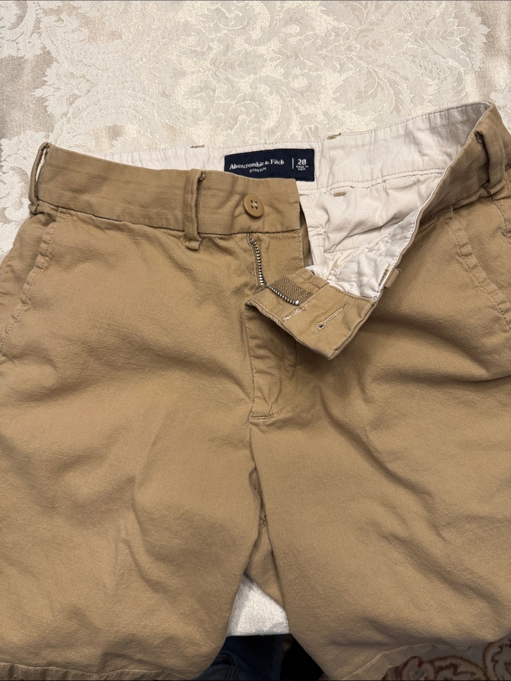 Abercrombie & Fitch Men's Khaki/Tan Chino Shorts